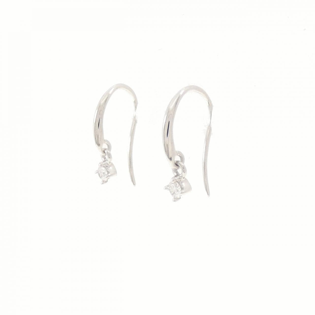タサキ ダイヤモンド ピアス 0.06CT