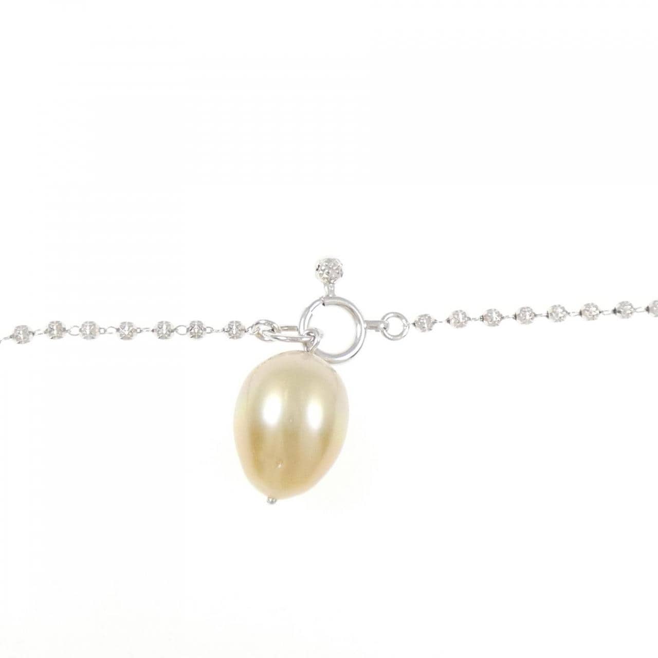 K18WG White Butterfly Pearl necklace