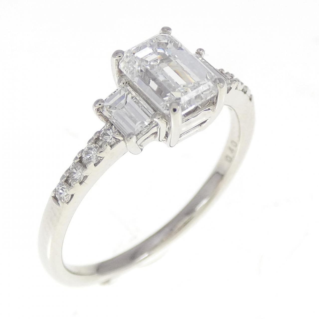 PT ダイヤモンド リング 1.014CT D SI1 エメラルドカット