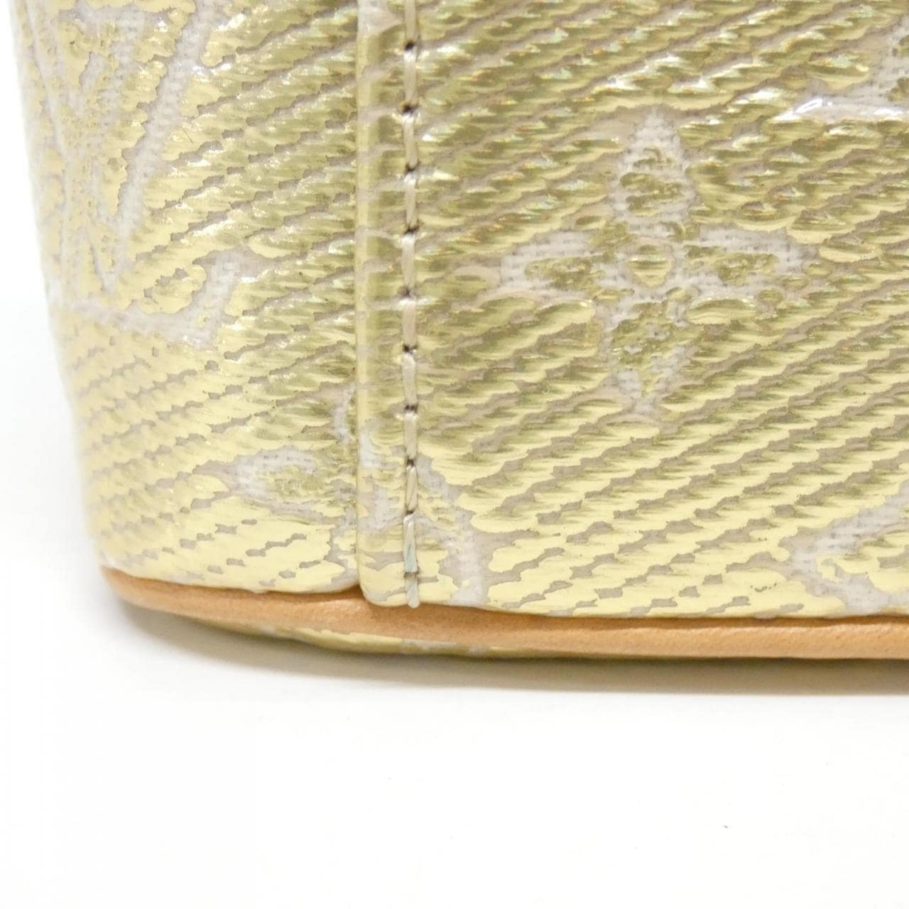 ルイヴィトン モノグラム ラミネーテッド ジャカード ミクロ ヴァニティ M22920 ショルダーバッグ