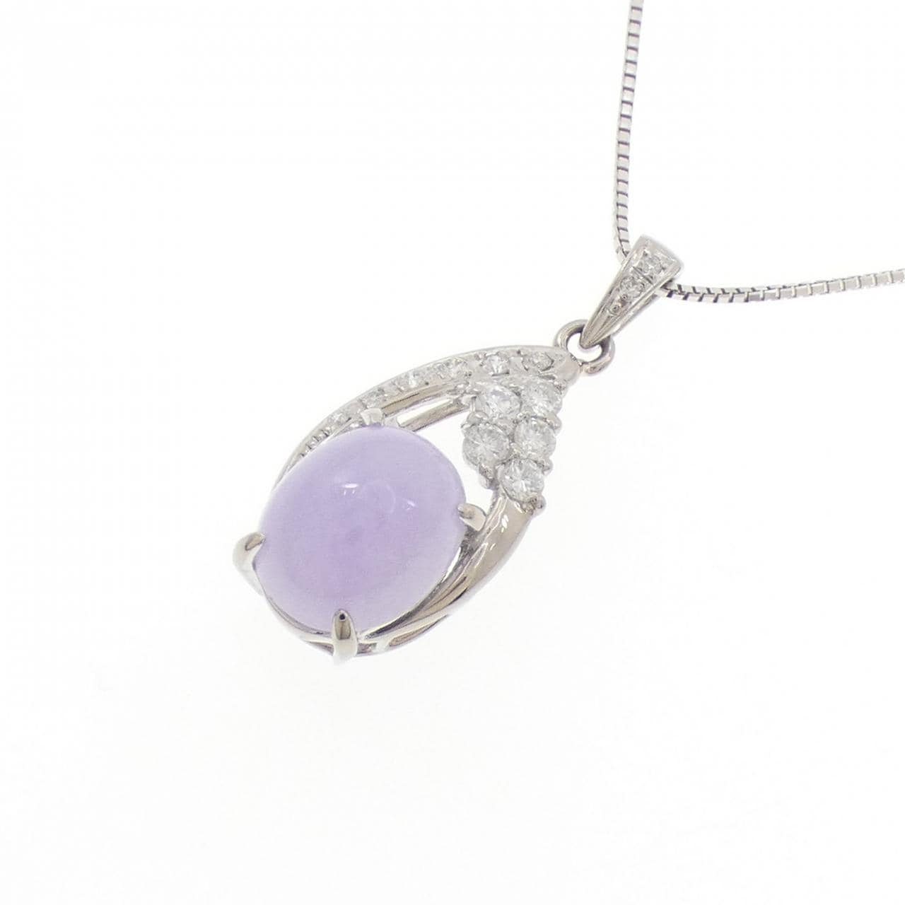 K18WG ラベンダーヒスイ ネックレス 3.66CT