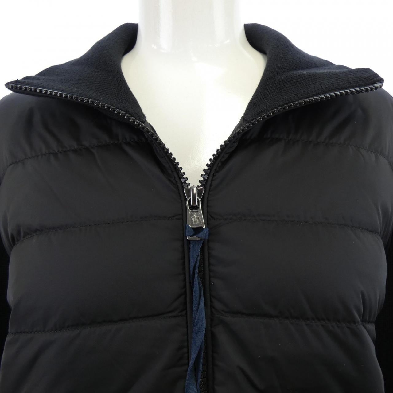 【新品】モンクレール MONCLER 20919B50700 ダウンジャケット