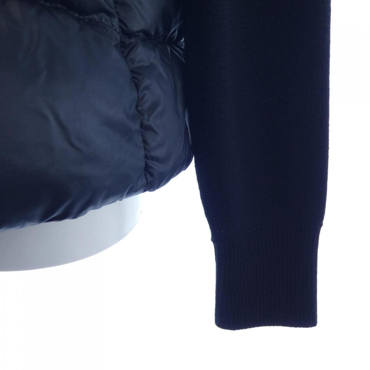 モンクレール MONCLER 20939B00024 ダウンジャケット