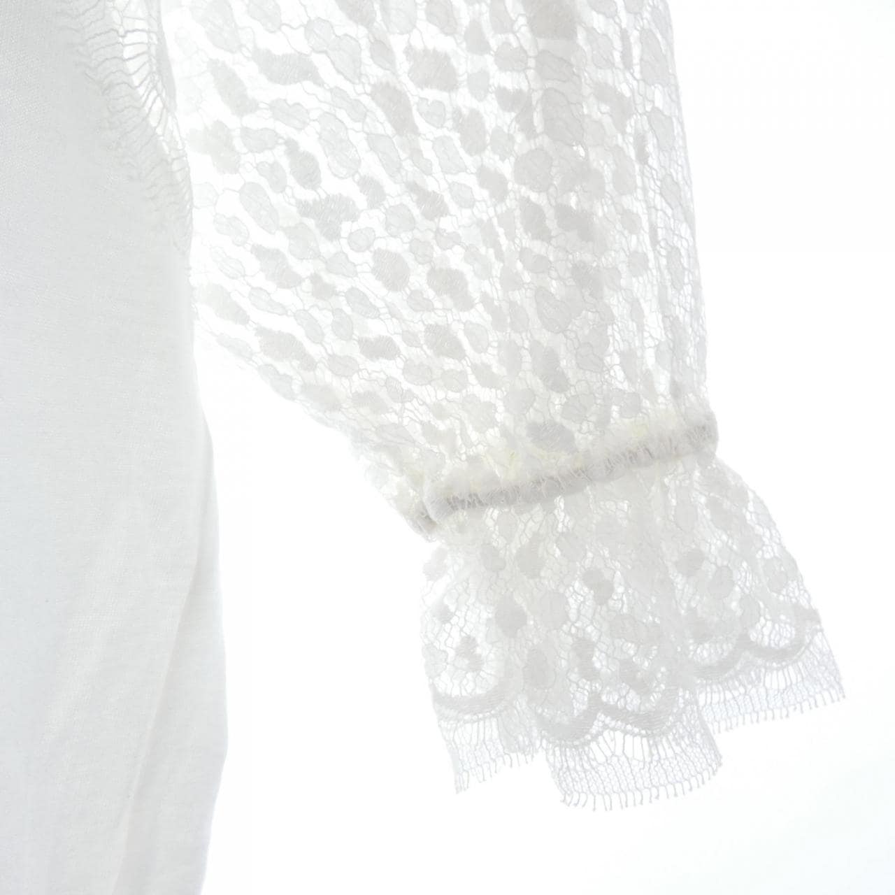 GIVENCHY BW60M630GS 上衣