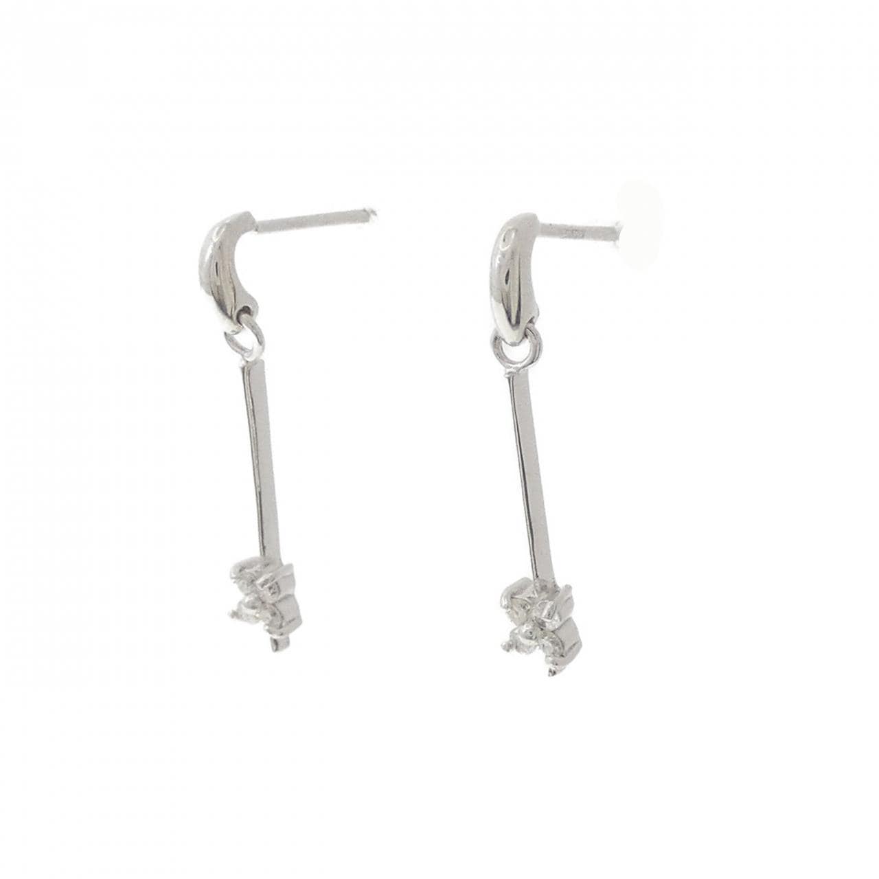 K18WG フラワー ダイヤモンド ピアス 0.10CT