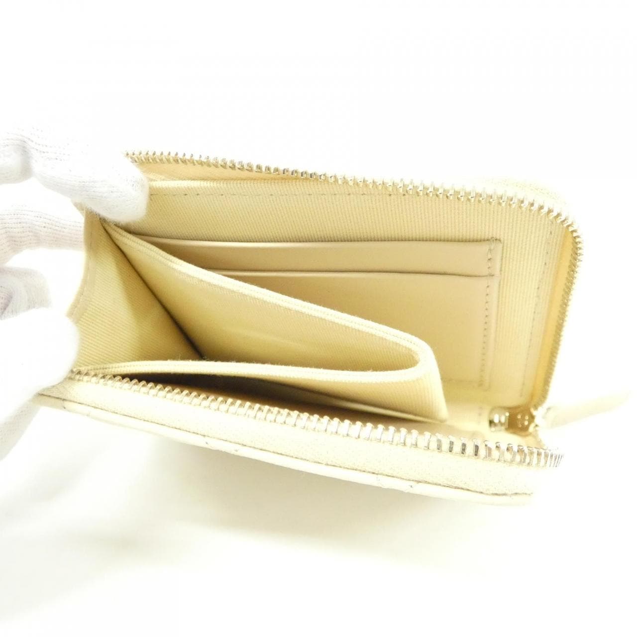 【未使用品】シャネル タイムレスクラシック ライン AP3999 財布