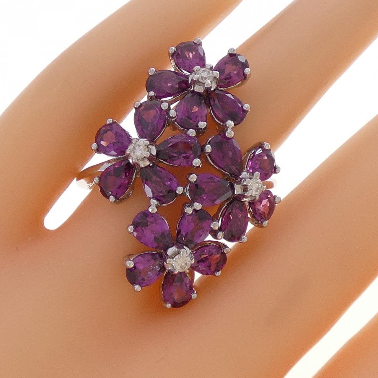 750WG フラワー ガーネット リング 9.75CT