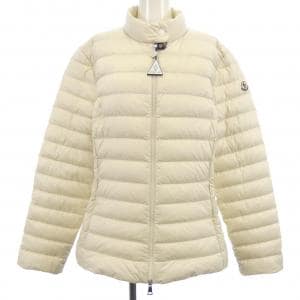 モンクレール MONCLER ダウンジャケット