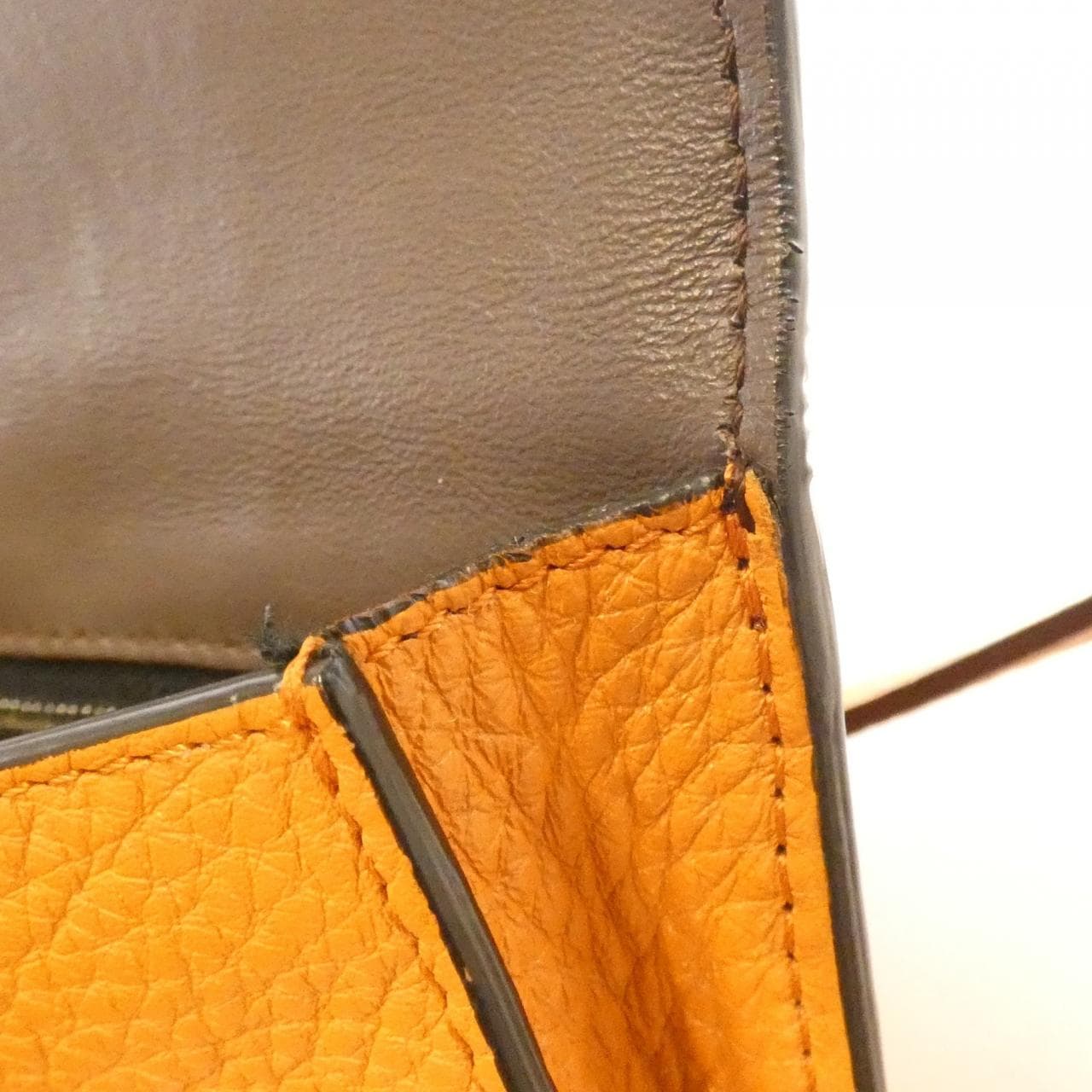 フェンディ SELLERIA BAGUETTE SLIM CLUTCH 7M0295 SFR ショルダーバッグ