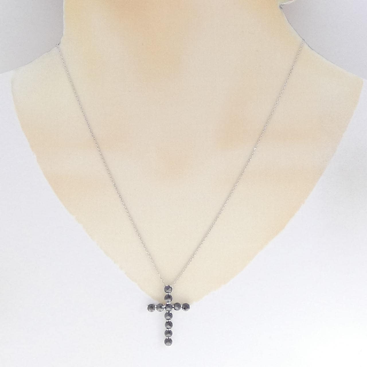 K18WG クロス ダイヤモンド ネックレス 2.20CT
