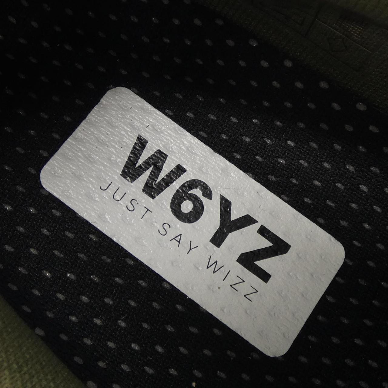 W6YZ スニーカー