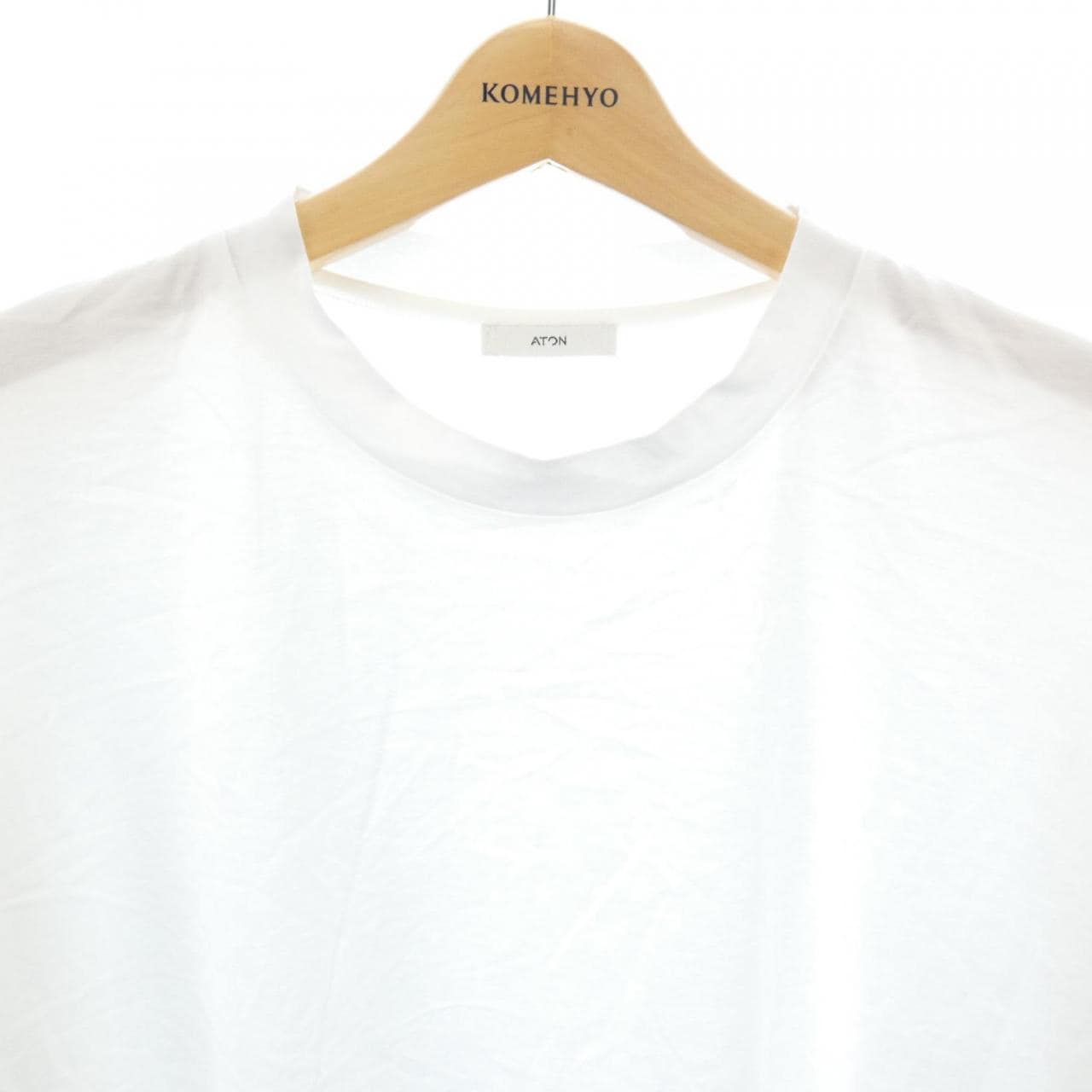 エイトン ATON Tシャツ