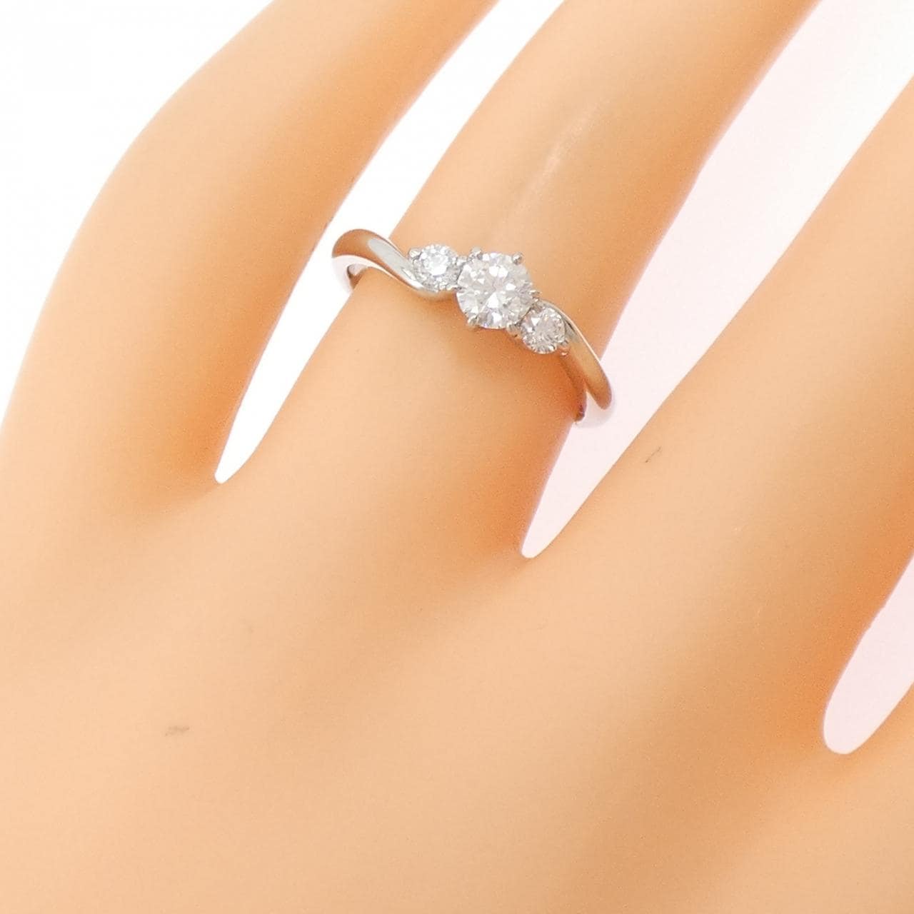 PT900 ダイヤモンド リング 0.271CT H VS1 VG