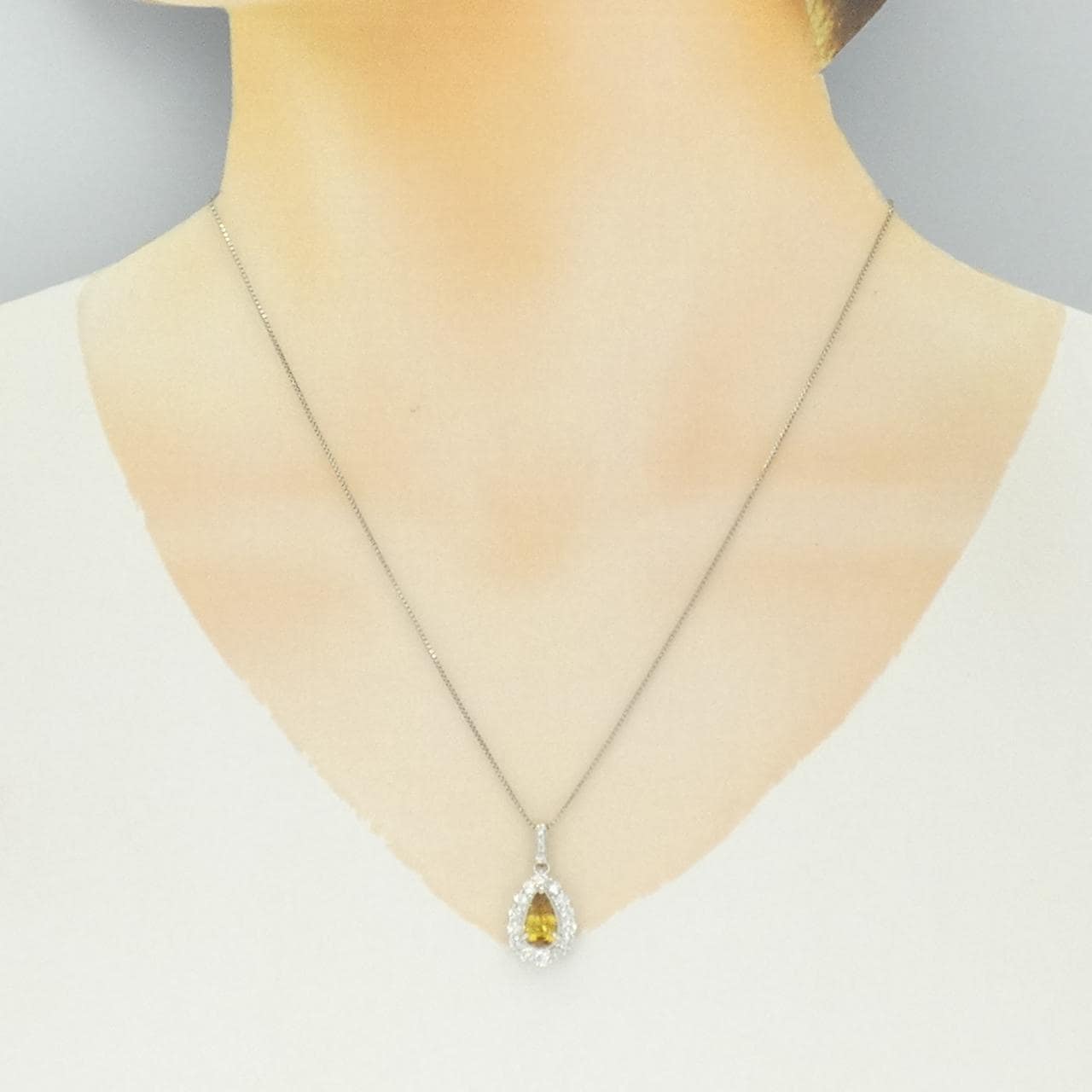 PT900/PT850 スフェーン ネックレス 1.31CT