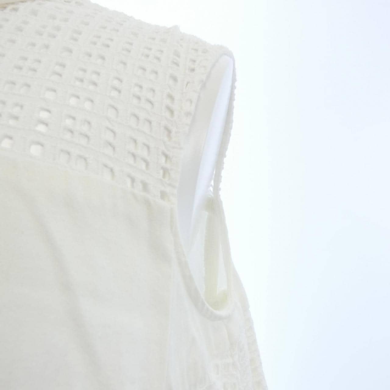 ブルーレーベルクレストブリッジ BLUE LABEL CRESTBRIDGE ワンピース