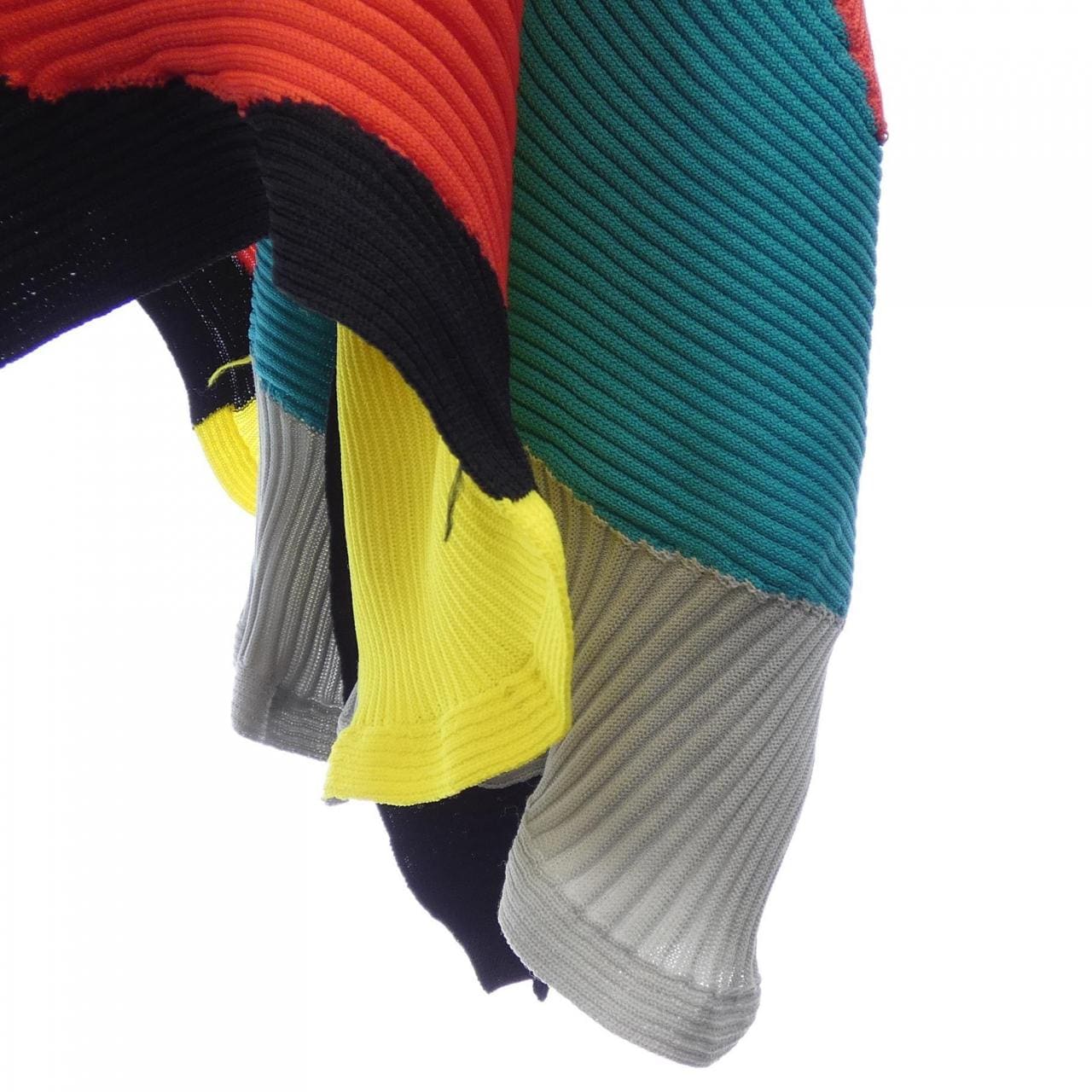 イッセイミヤケ ISSEY MIYAKE IM03KG270 スカート