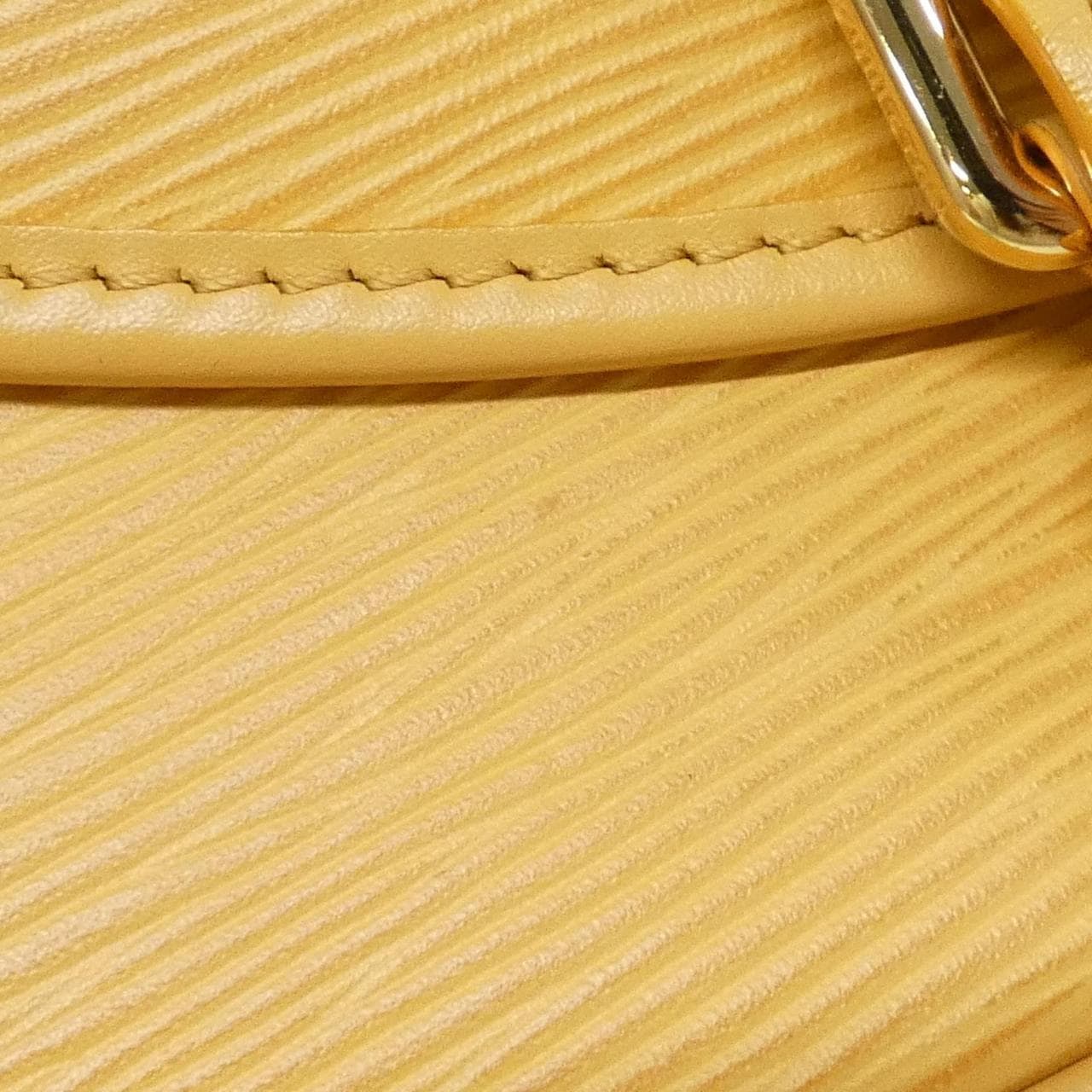 ルイヴィトン エピ ソミュールBB M23471 ショルダーバッグ