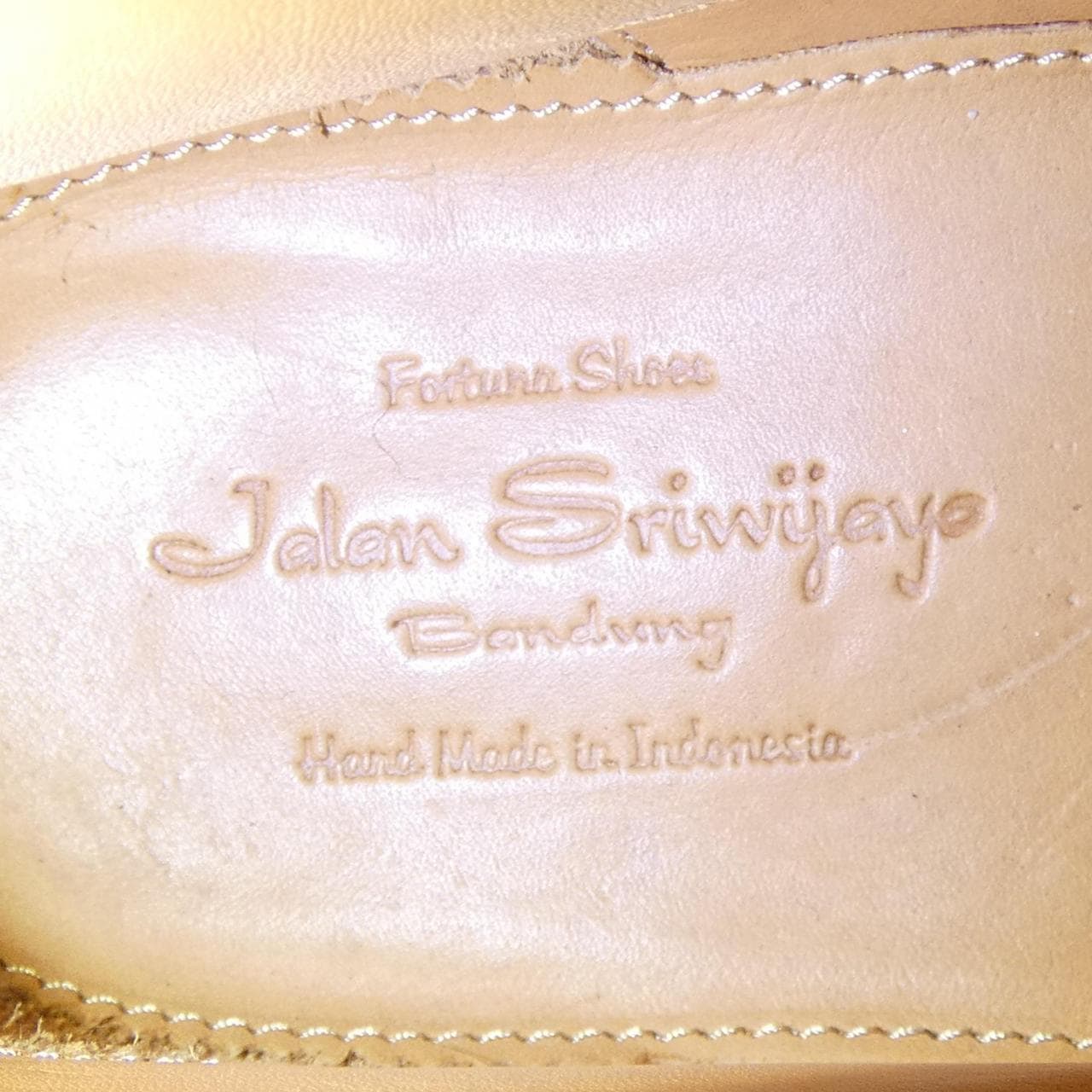 ジャランスリウァヤ JALAN SRIWIJAYA 98365　1663 ブーツ