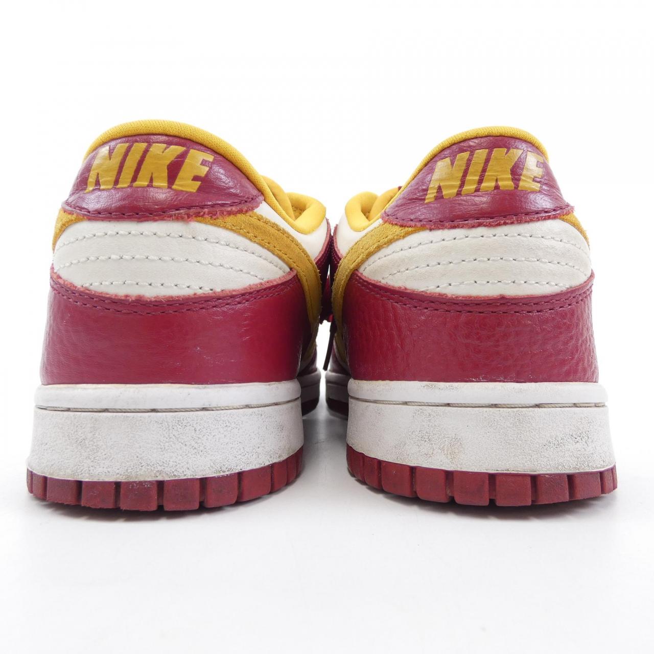 ナイキ NIKE スニーカー