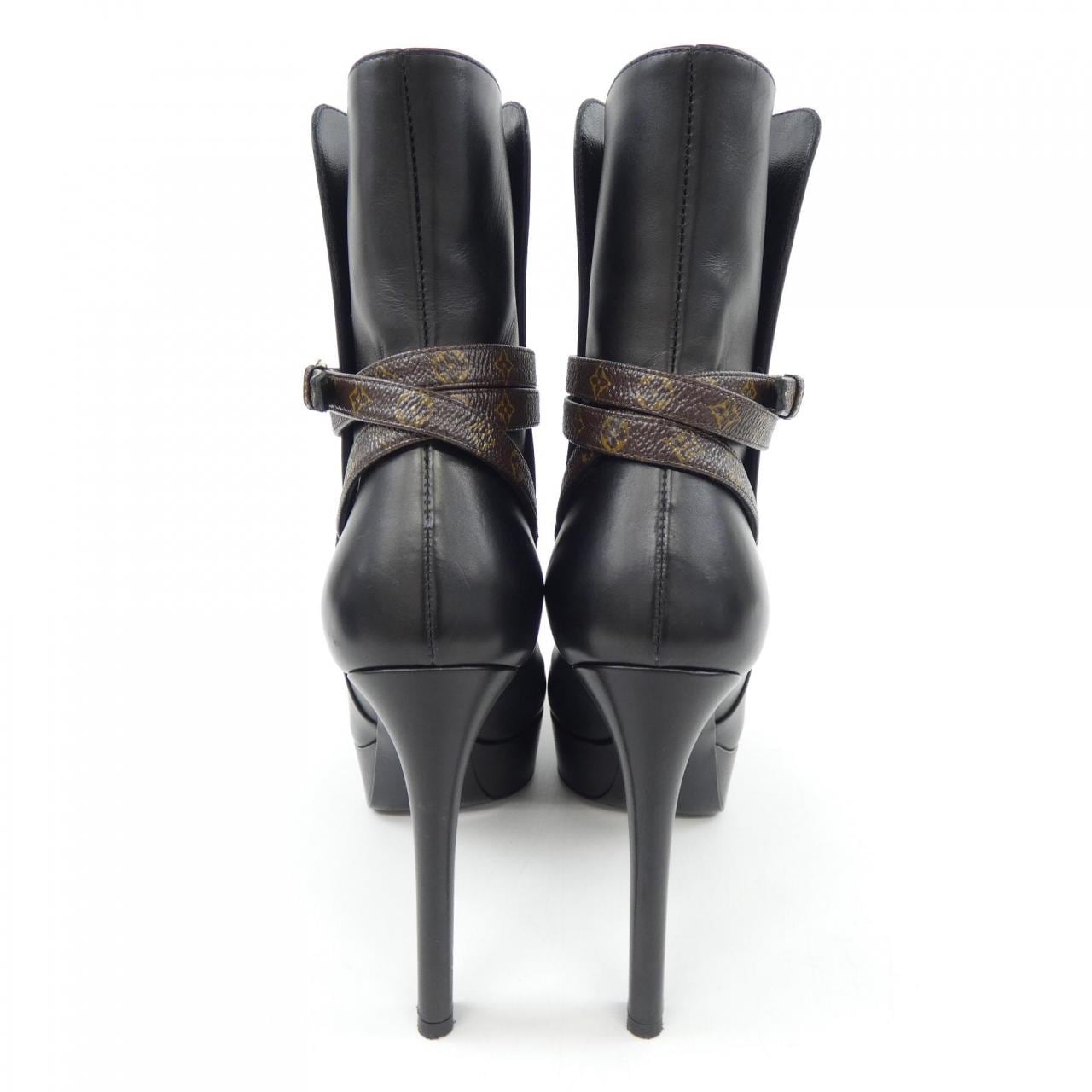 ルイヴィトン LOUIS VUITTON LVロキシーライン ブーツ