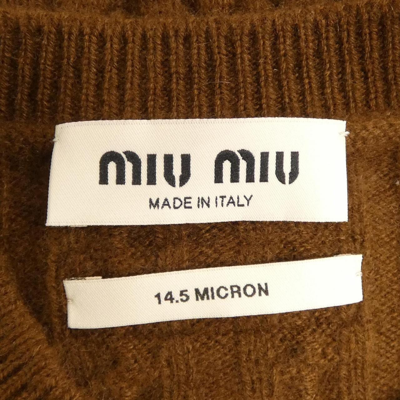 ミュウミュウ MIU MIU ケーブル編みモチーフ MMF01Q SOOO 17JE カーディガン