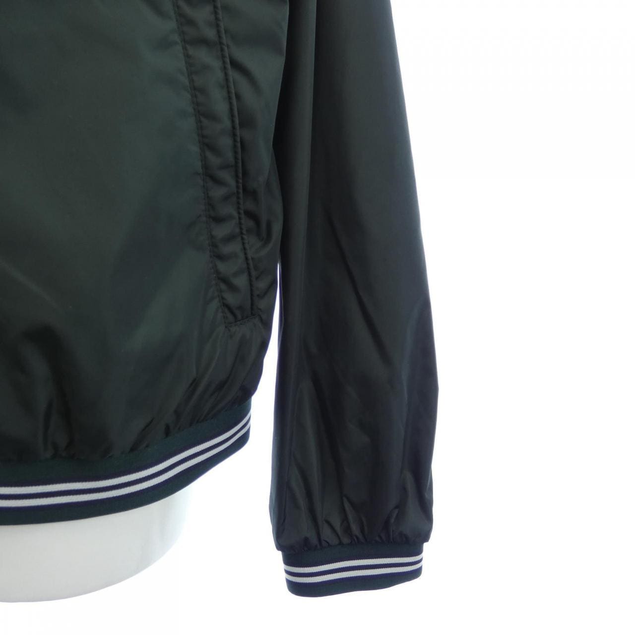 モンクレール MONCLER ブルゾン