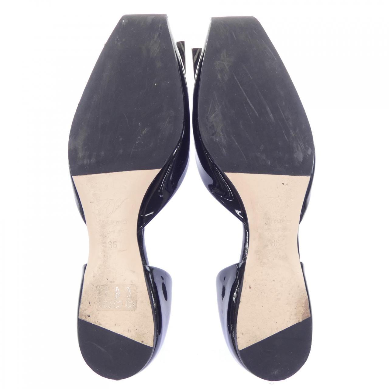 ロジェヴィヴィエ ROGER VIVIER フラットシューズ