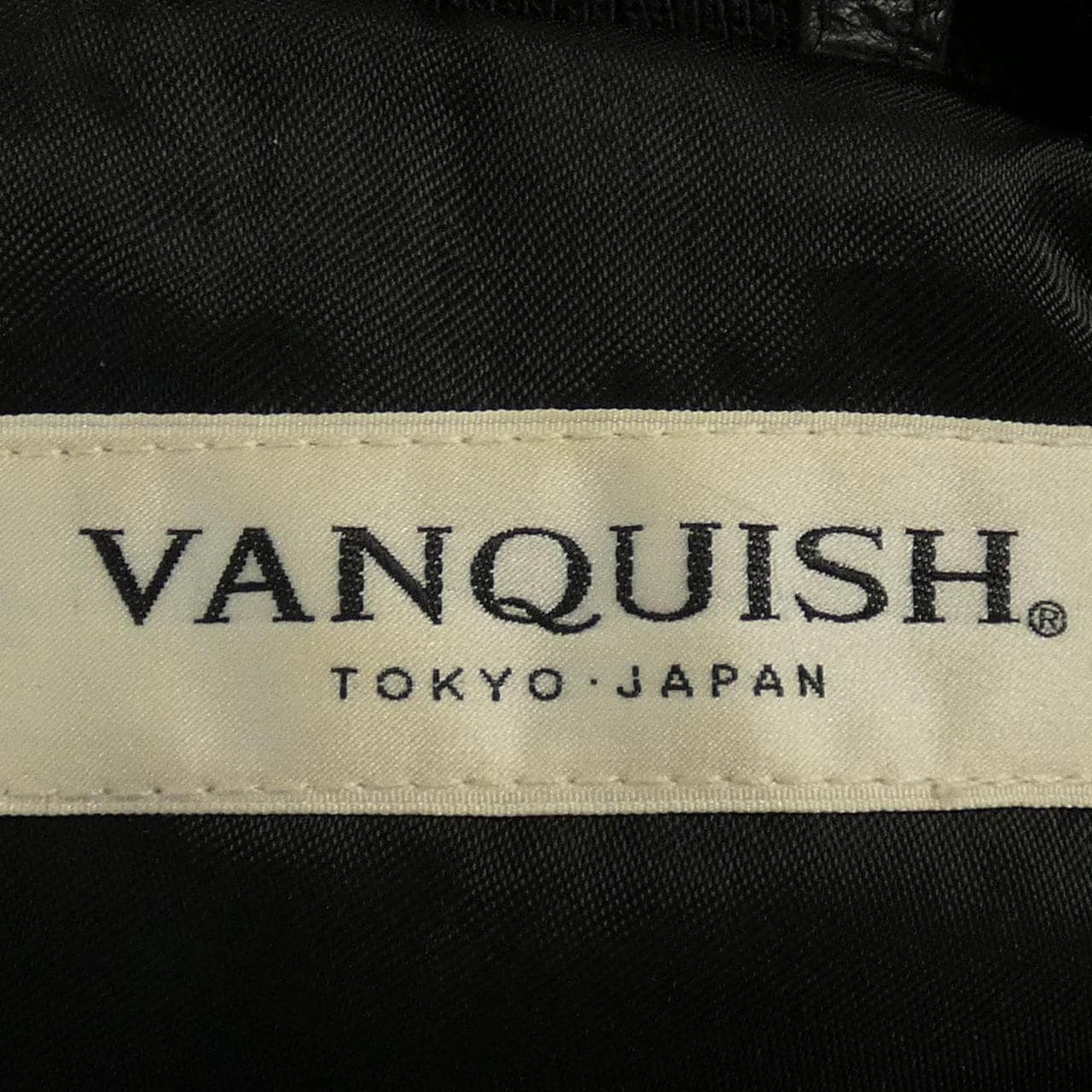 VANQUISH ダウンジャケット