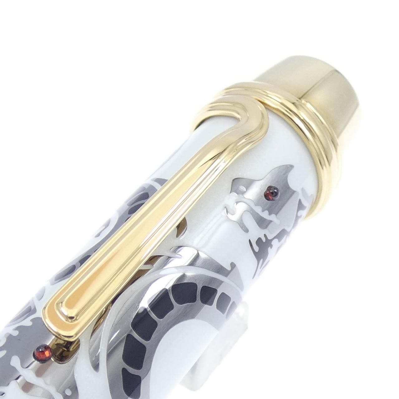 MONTBLANC 2015年卢奇亚诺·帕瓦罗蒂888 111674钢笔