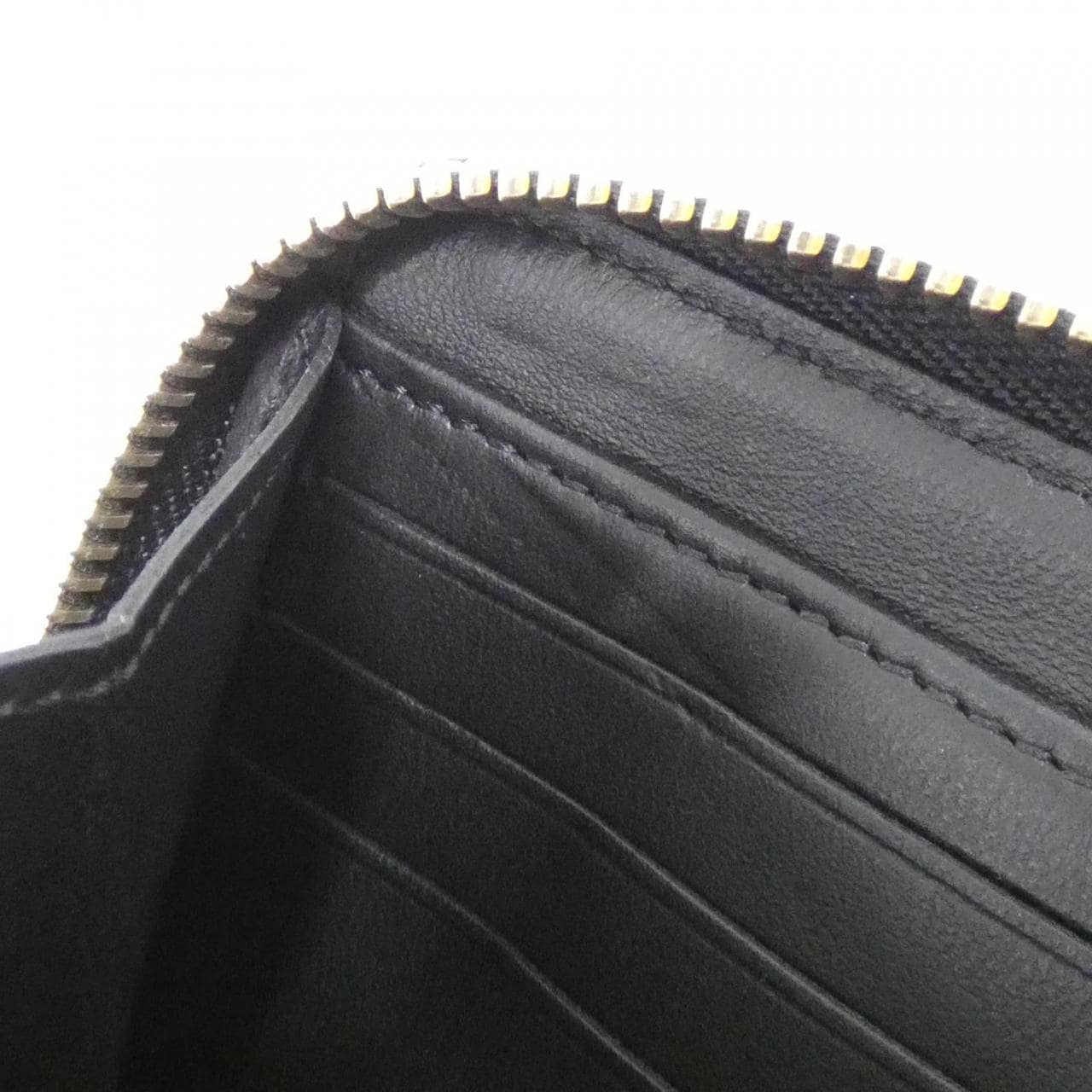 ルイヴィトン クッサン ジッピー ウォレット M81510 財布