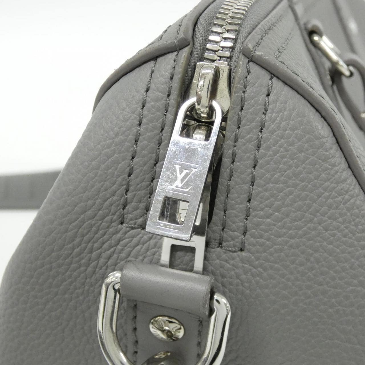 ルイヴィトン LVアエログラム シティ キーポル M59328 ショルダーバッグ