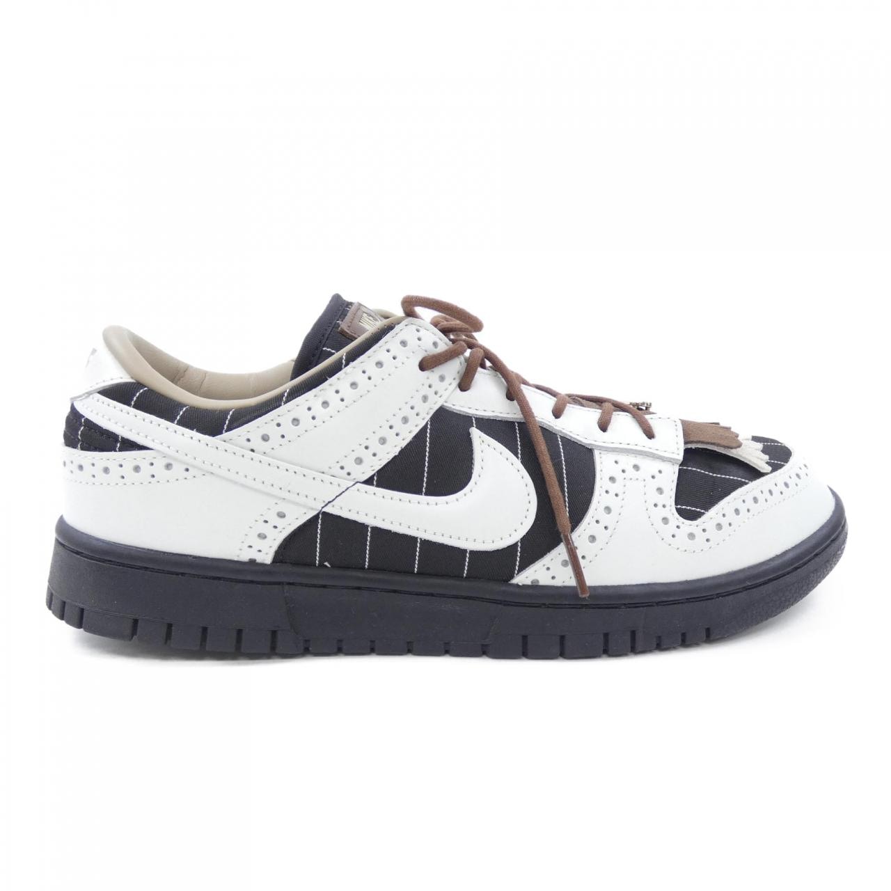 ナイキ NIKE FV3642-010 スニーカー