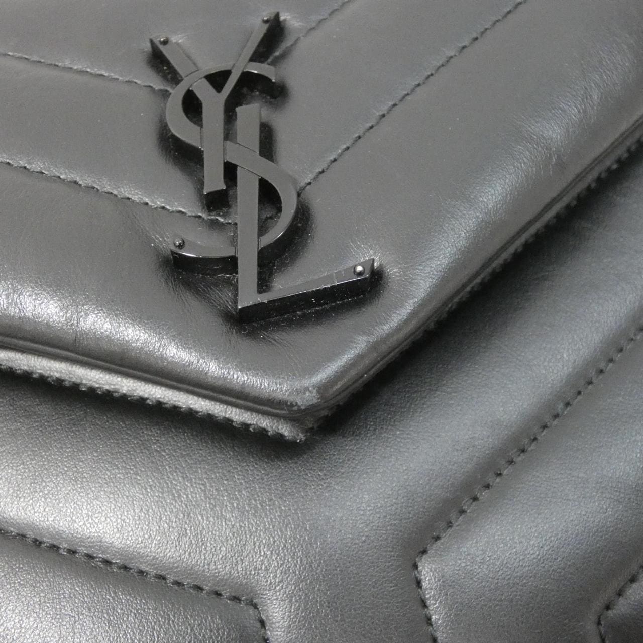 サンローラン ルル スモール 494699 DV725 ショルダーバッグ