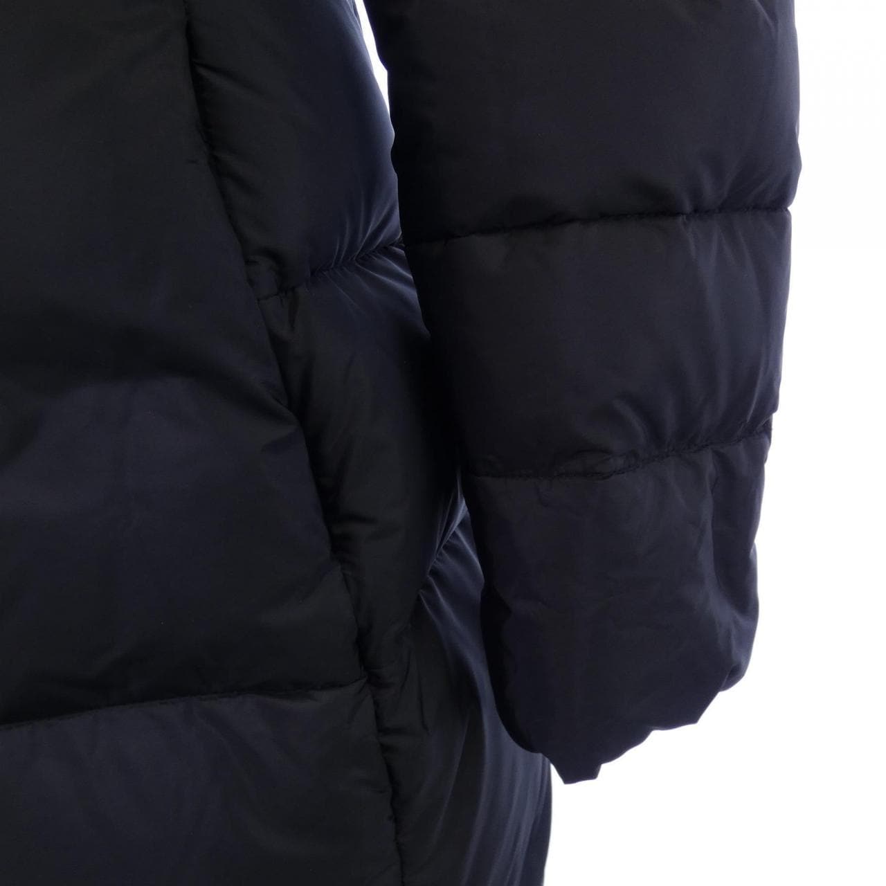 プラダ PRADA 290696 S152 Q04 ダウンコート