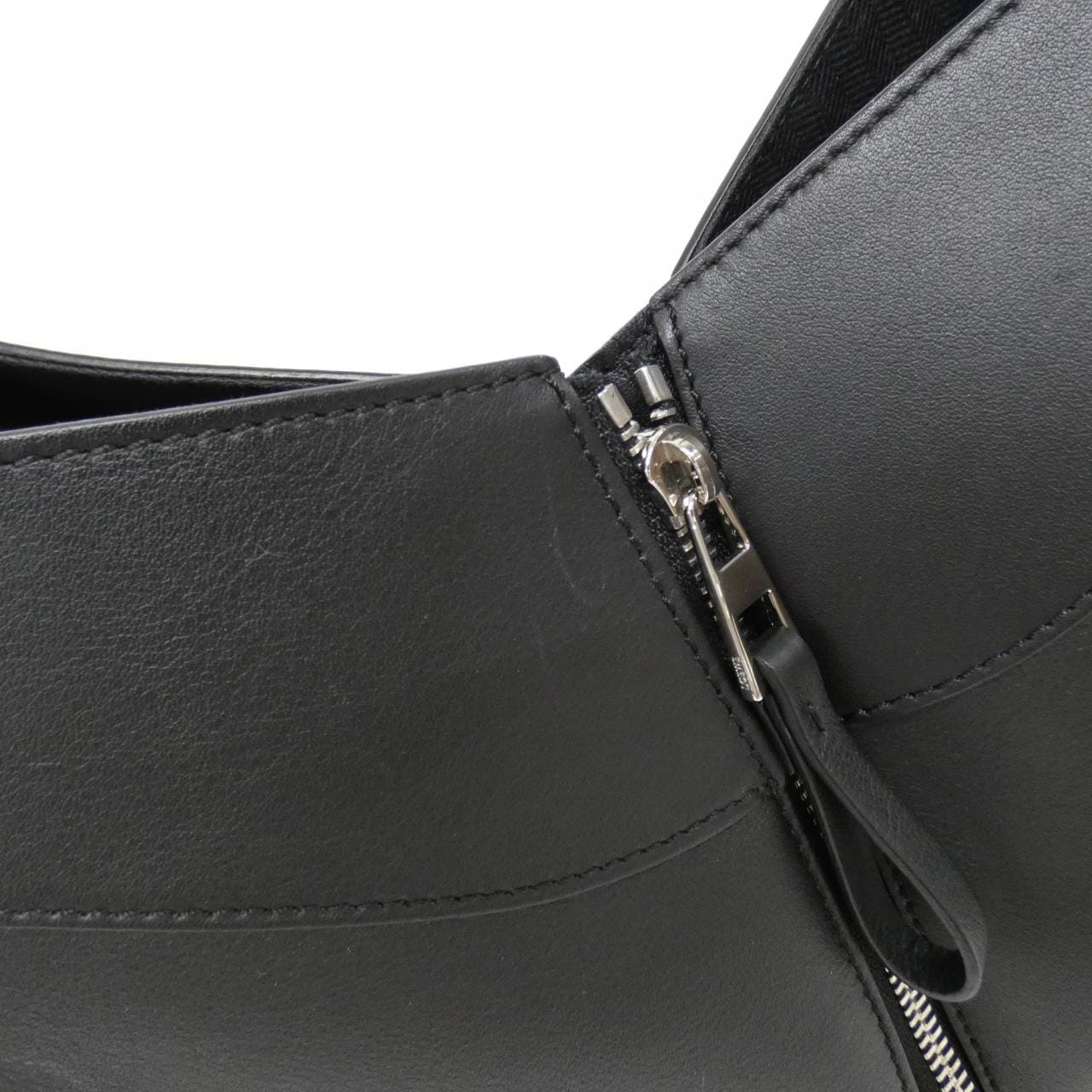 ロエベ ハンモック スモール 387 30 S35 ショルダーバッグ