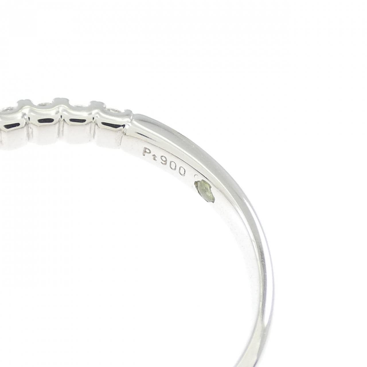 PT900 ハーフエタニティ ダイヤモンド リング 0.24CT