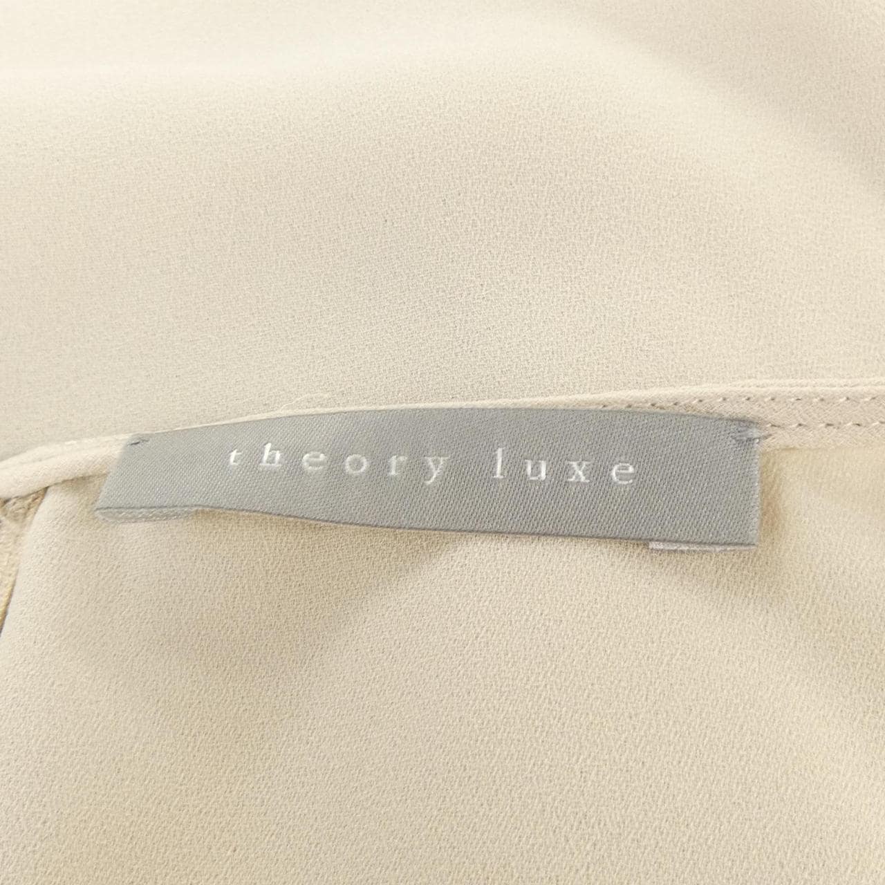 セオリーリュクス Theory luxe トップス