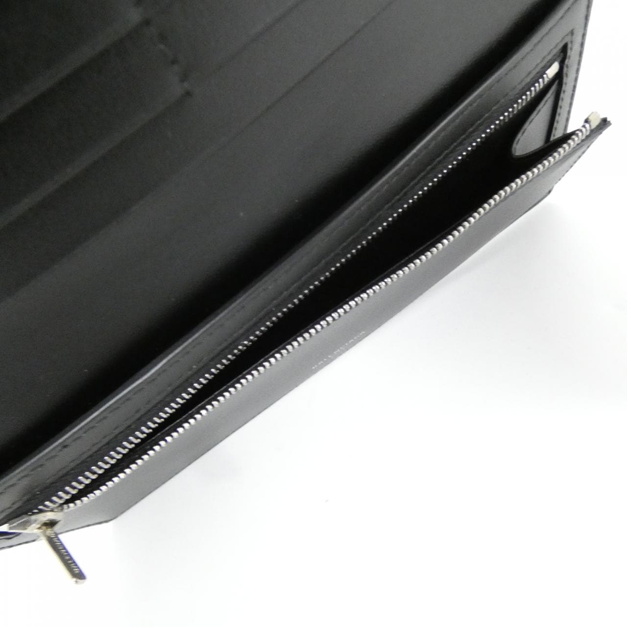 バレンシアガ PASSPORT LONG WALET 2 TICKET 787777 2AA3R 財布