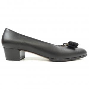 サルヴァトーレフェラガモ SALVATORE FERRAGAMO パンプス