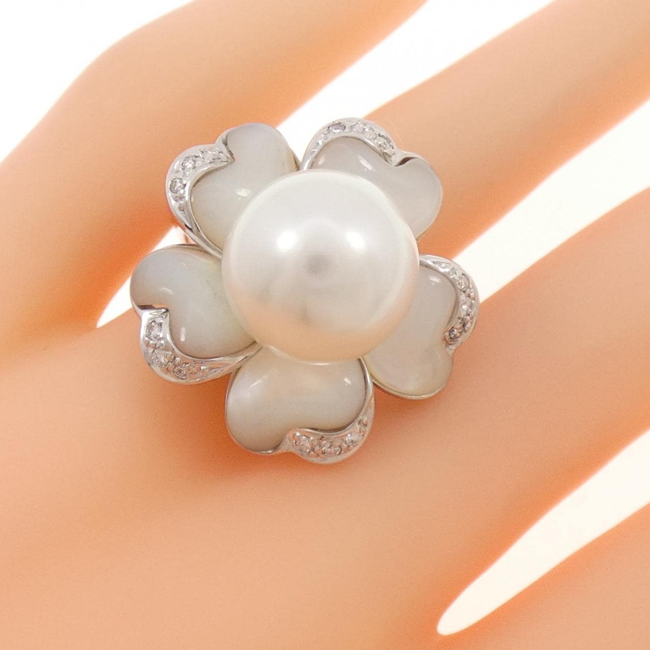 K18WG フラワー カラーストーン リング