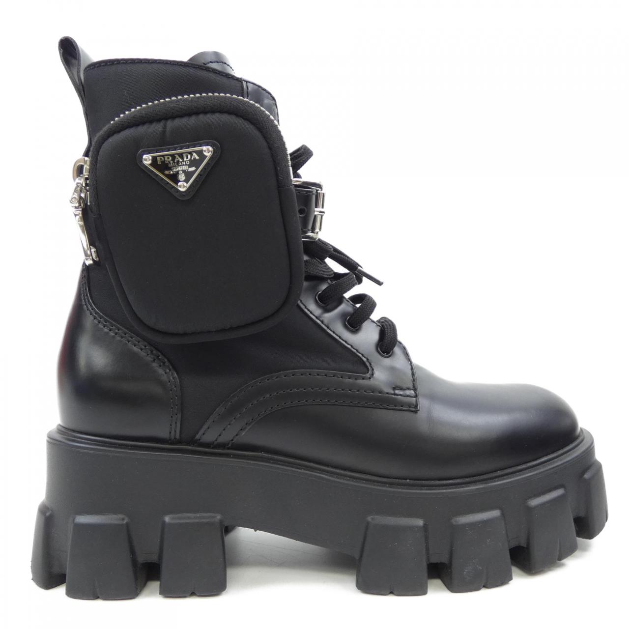 プラダ PRADA モノリス トライアングルロゴ 1T255M ブーツ