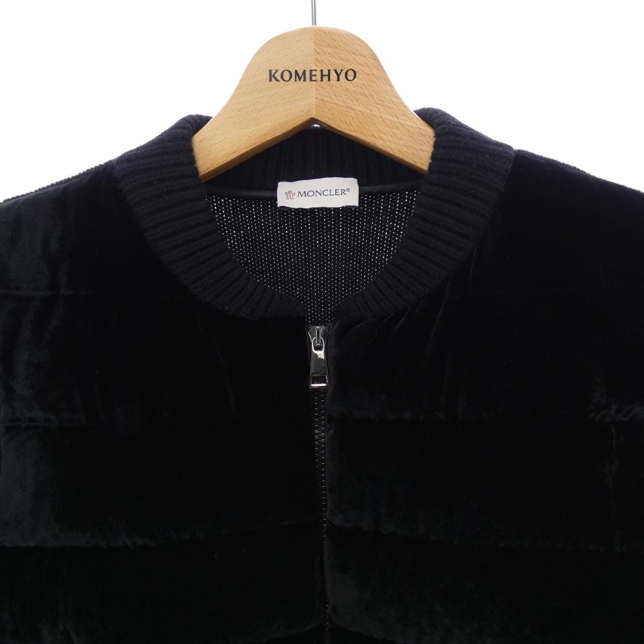 モンクレール MONCLER 20939490800 ダウンジャケット