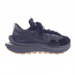 ナイキサカイ NIKE×SACAI DD1875-001 KAWS スニーカー