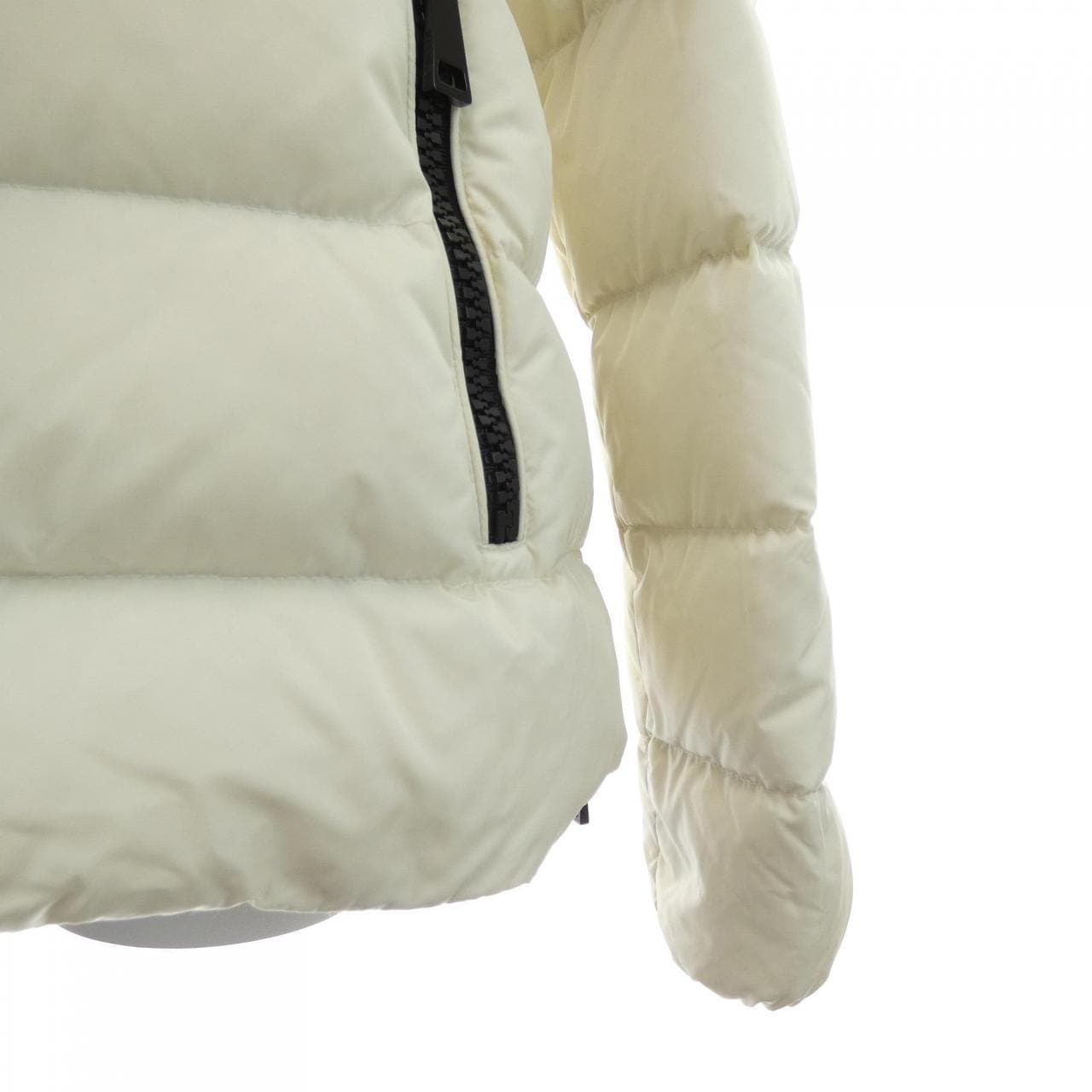 モンクレール MONCLER 54155 CHITALPA ダウンジャケット