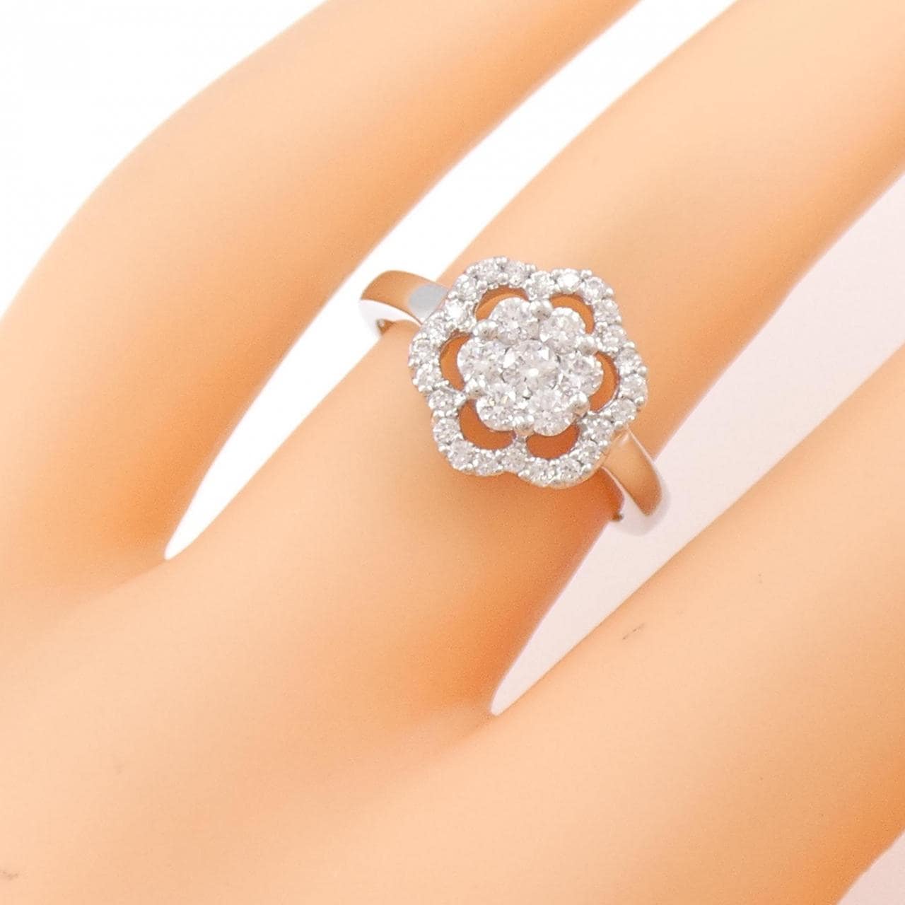 K18WG flower Diamond ring 0.45CT