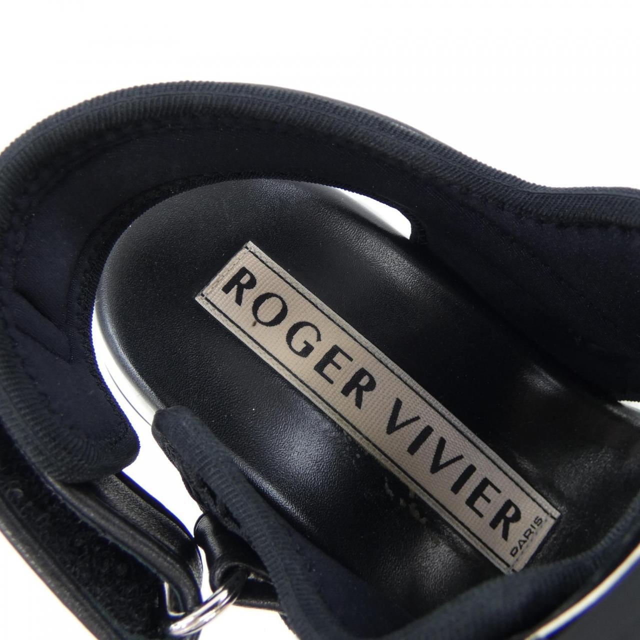 ロジェヴィヴィエ ROGER VIVIER ヴィヴ ラン ストラス バックル サンダル