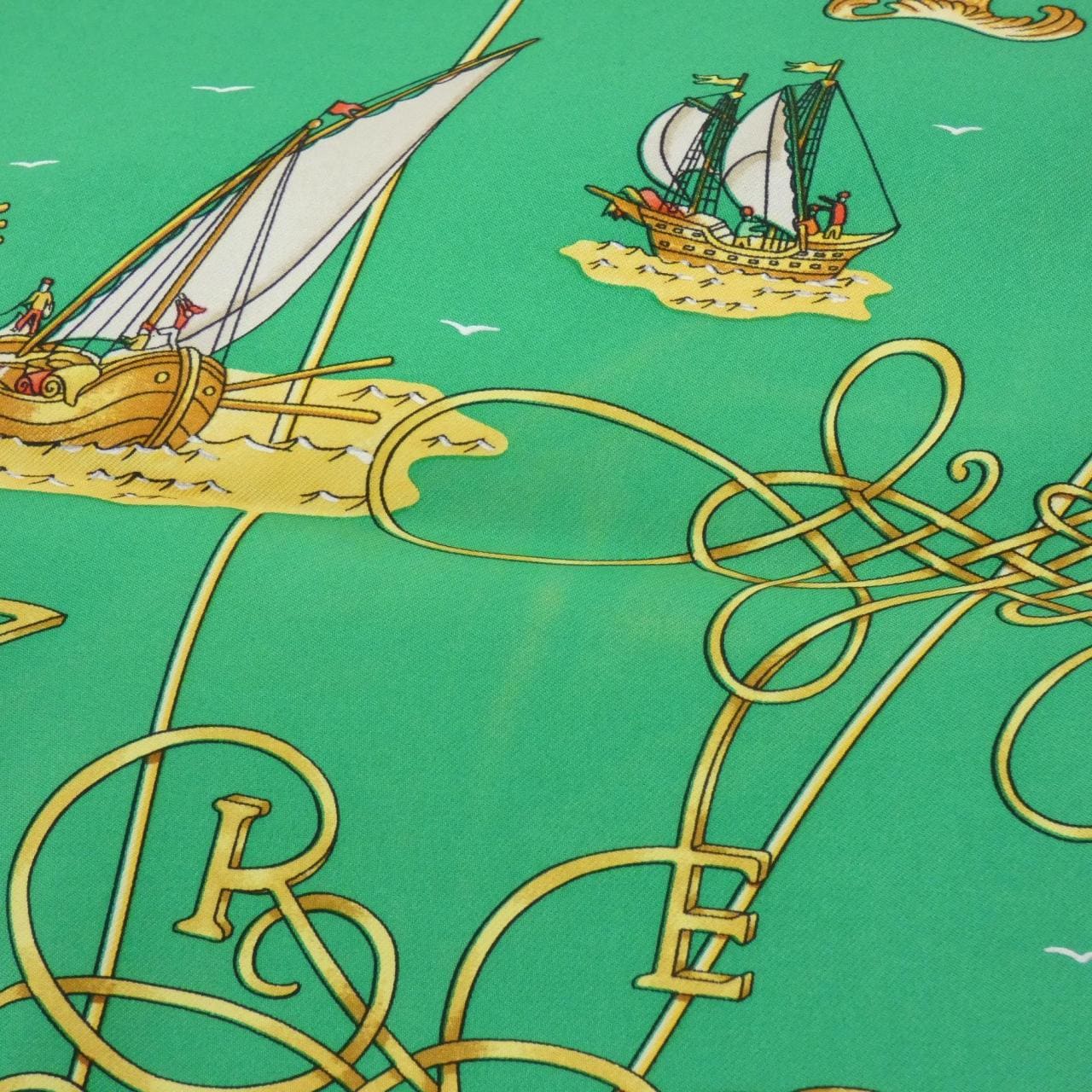 エルメス VOILES DE LUMIERE カレ スカーフ