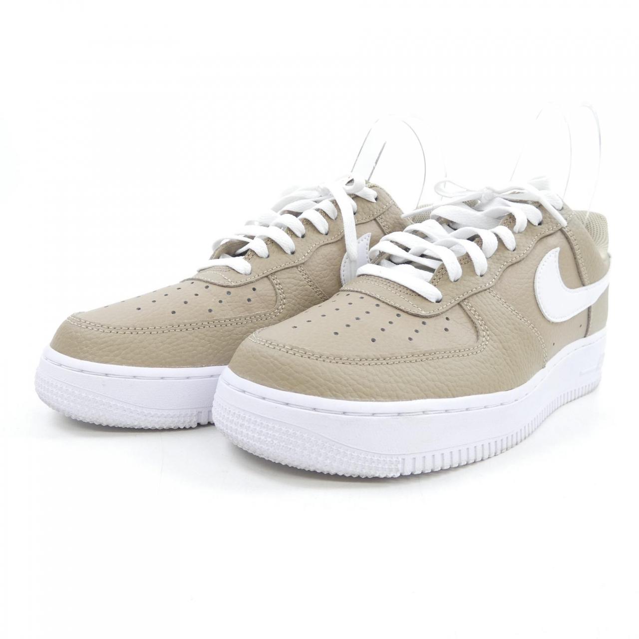 ナイキ NIKE スニーカー