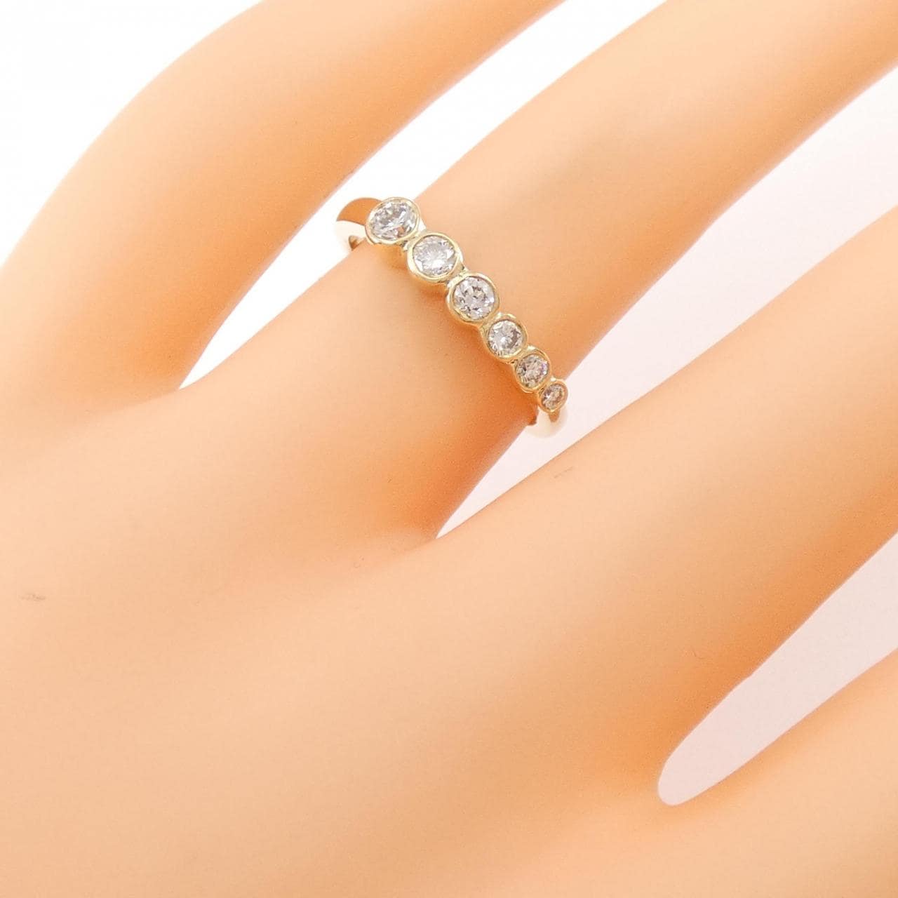 18KPG Diamond Ring