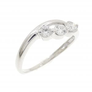 K14WG スリーストーン ダイヤモンド リング 0.30CT